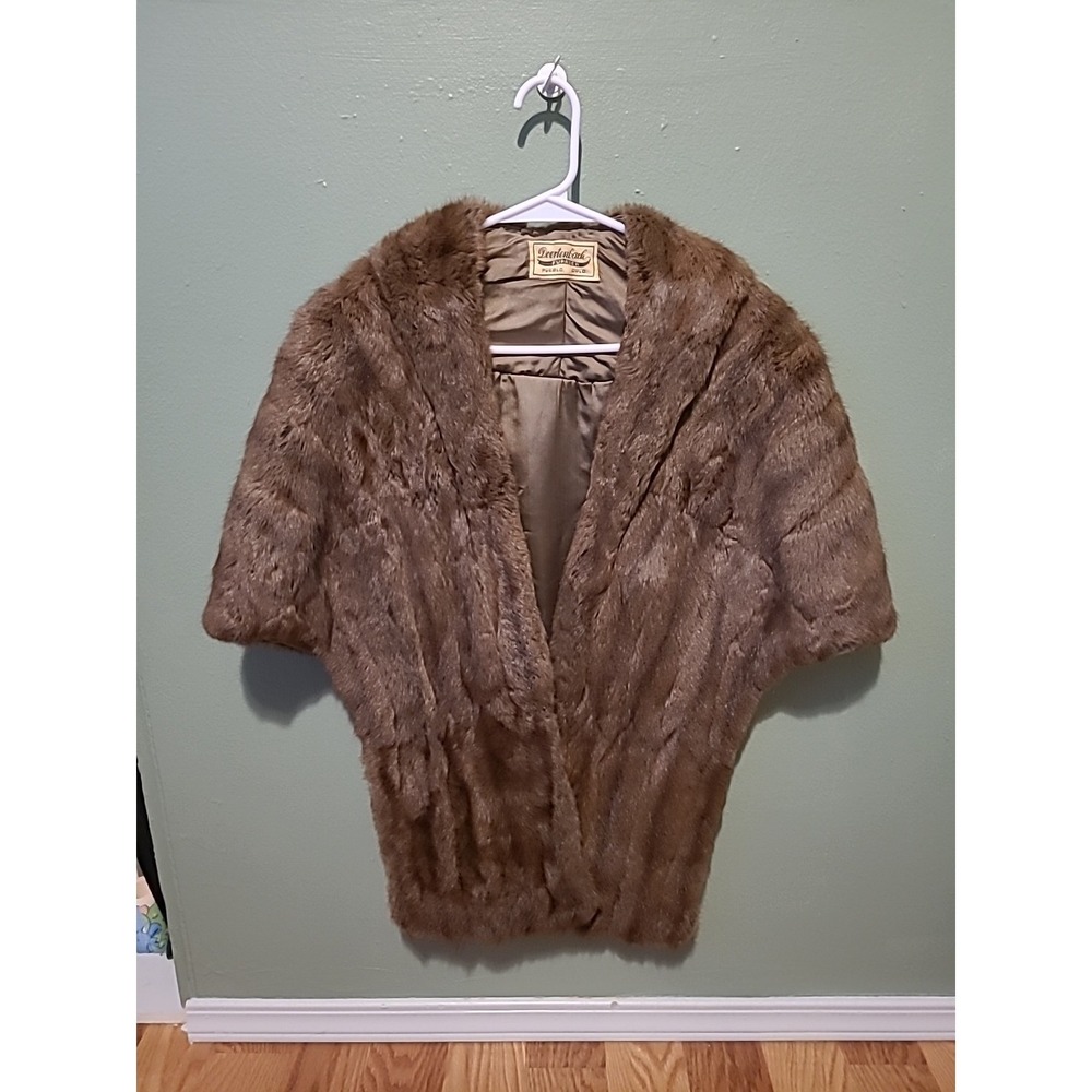 Antique Early 1900s Doertenbach Furrier‎ Sleeveless Fur Coat Shawl